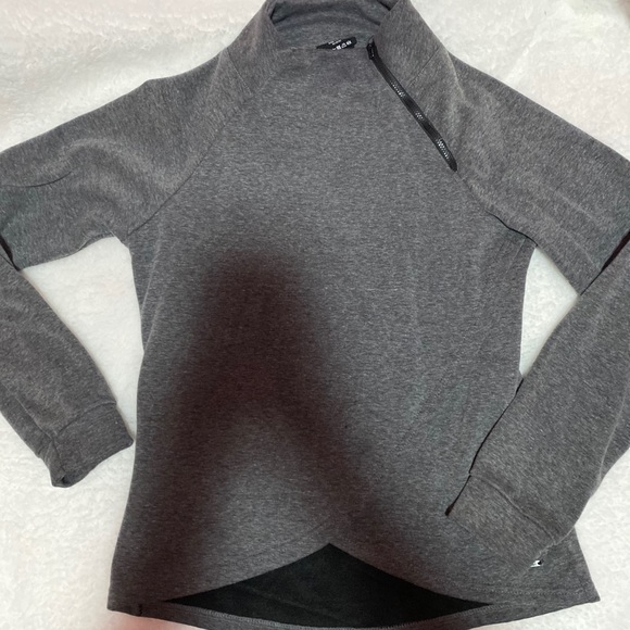 Sweater - Picture 1 of 4